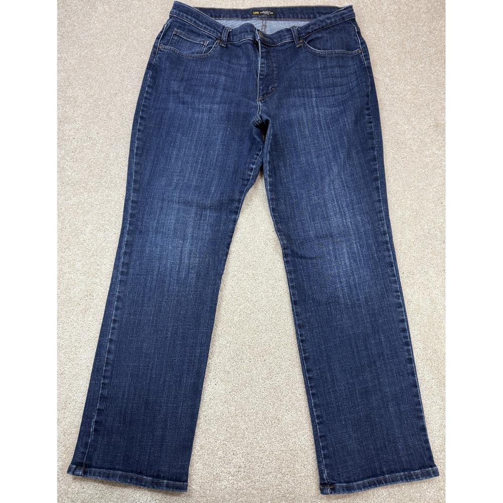LEE Relaxed Fit Straight Leg Mid-Rise Women's Size 16M Blue Denim Jeans (36x31)